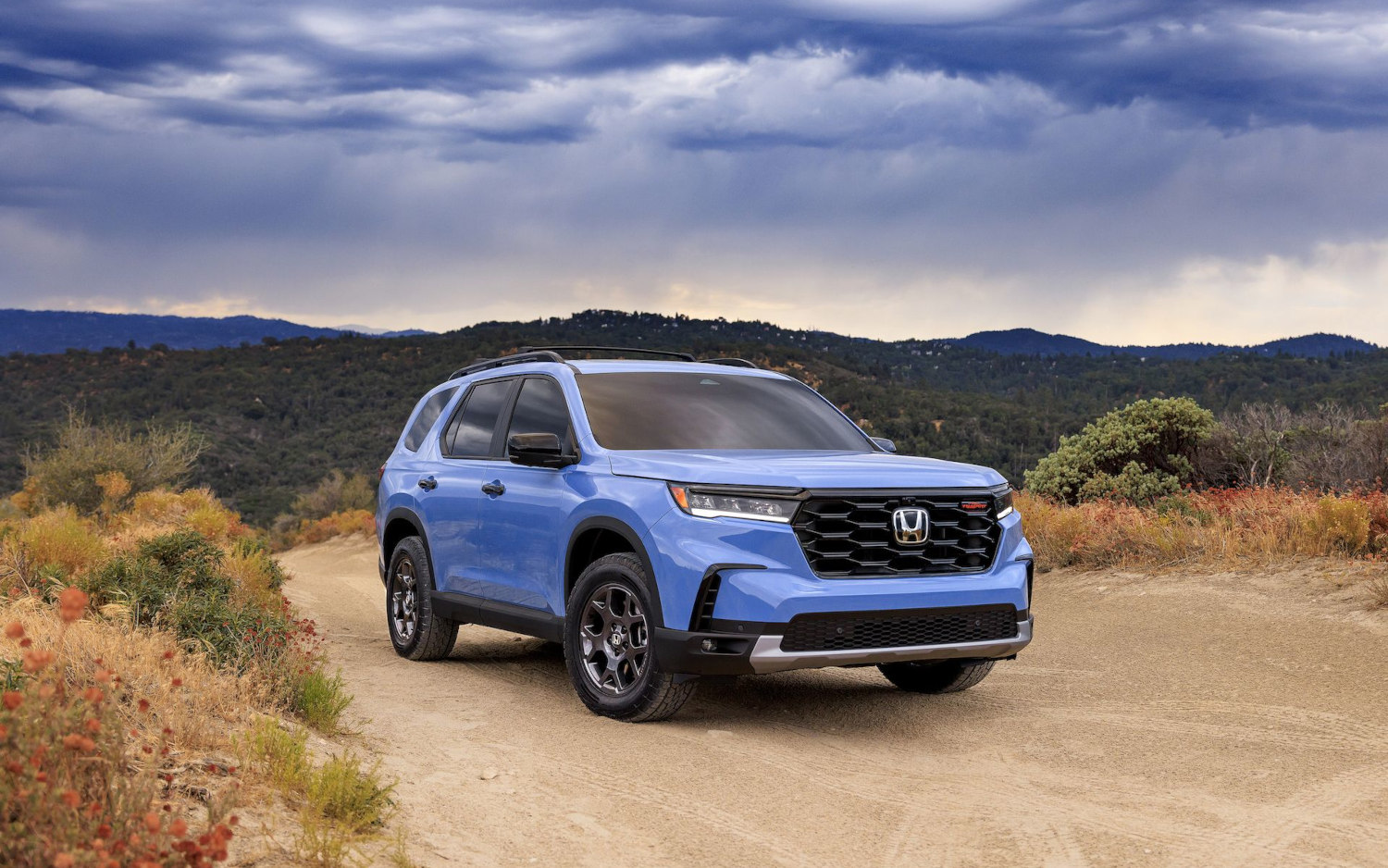 Honda Pilot TrailSport 2023 SUV Drive